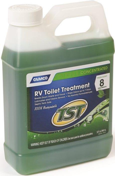 CAMCO 40226 32oz Holding Tank Chemical - Treats 40 gal Lubricates Sensors