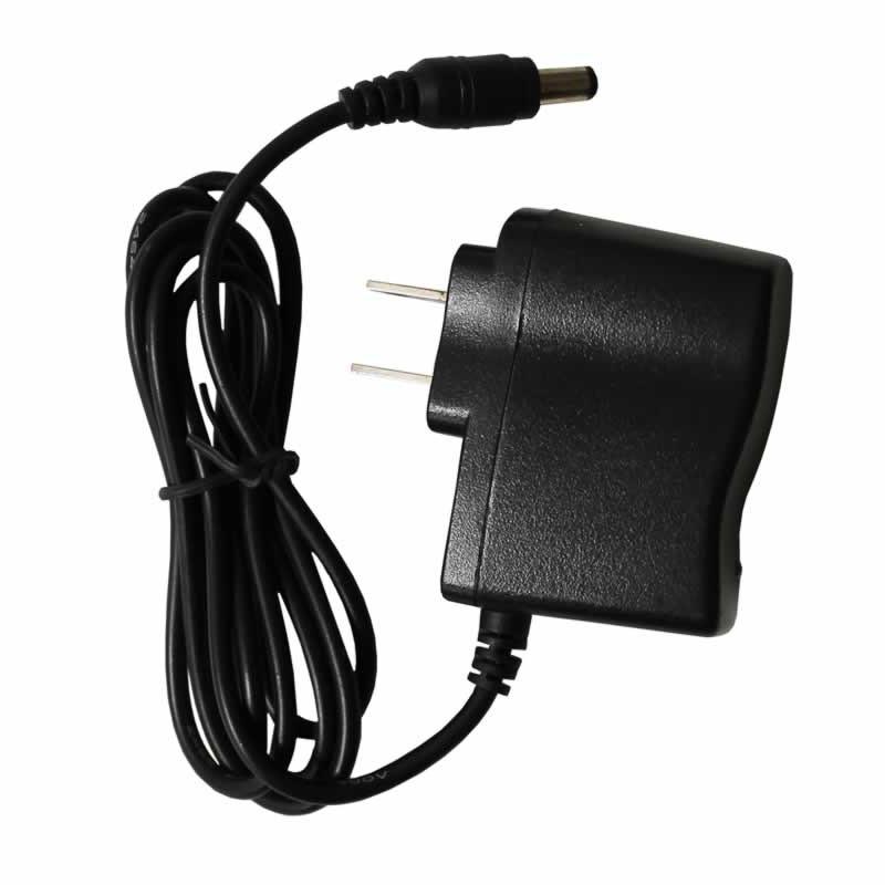 Mojo Outdoors HW2518 Battery Charger 6V Li-Ion Quick Smart LED Indicator - View 2
