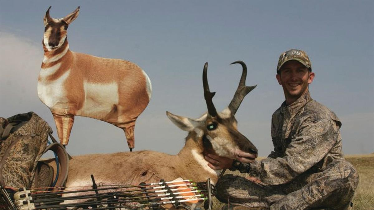 Montana Decoy Antelope Buck 851234000034 Ultra-Compact Pop-Up Design - View 2