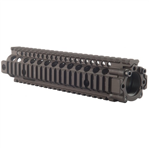 Daniel Defense M4A1 RIS II Handguard 12.25" 2-Piece Aluminum Black - View 5