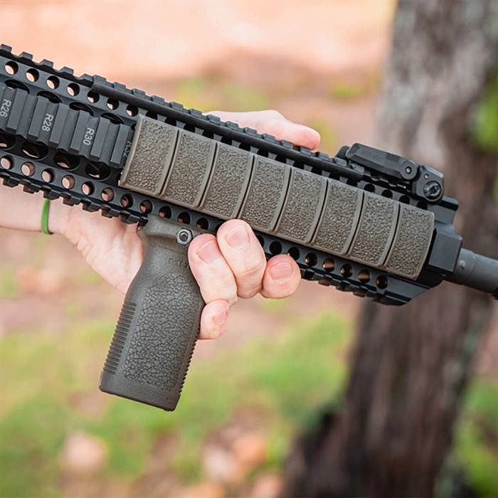Magpul MAG012-ODG XT Rail Panel Olive Drab Green - View 3