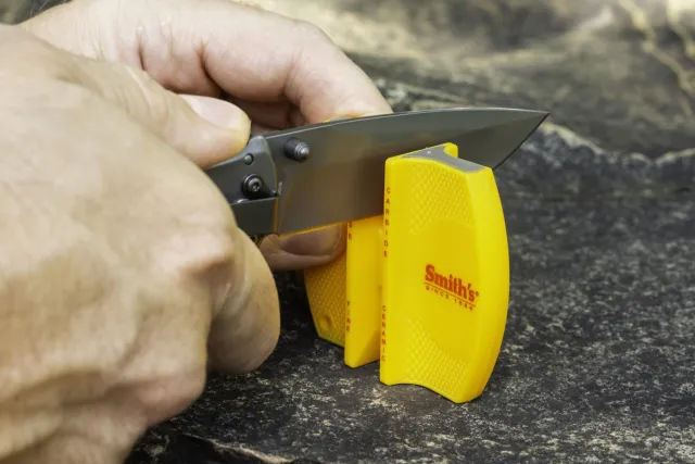 Smith's Products CCKS Knife Sharpener 2-Step Tungsten Carbide Ceramic - View 2