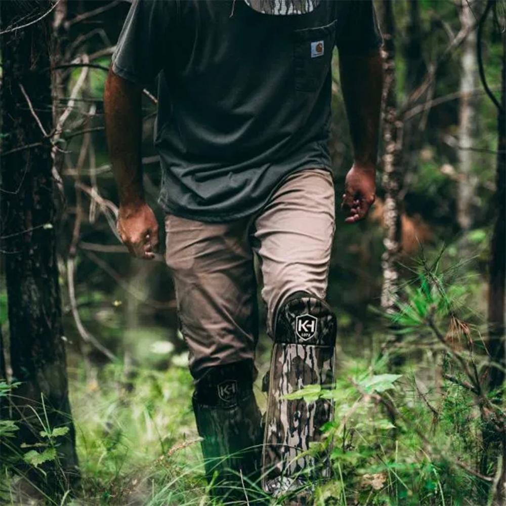 Moultrie KHT0216 Snake Gaiters Mossy Oak Bottomland Polycarbonate Shield - View 2