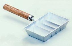 Lee Precision 90029 Ingot Mold Aluminum/Wood for 1/2 & 1 lb Ingots - View 2