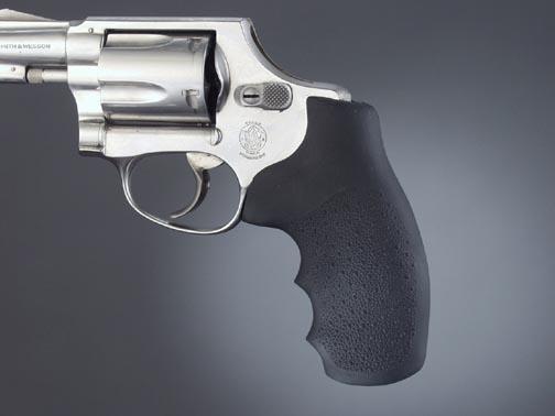 Hogue 60000 OverMolded Monogrip Black Rubber for S&W J Frame Round Butt - View 2